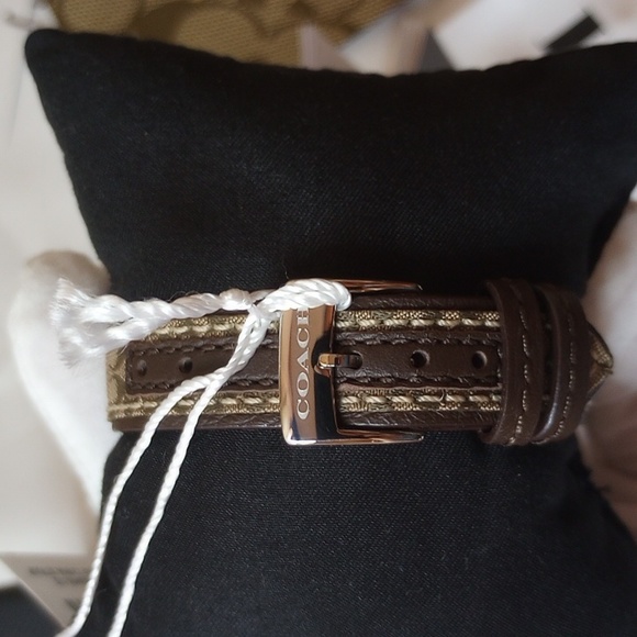NWT Coach Watch. Brown/tan Classic C monogram band. - Picture 3 of 6